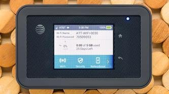 NETGEAR Unite Explore AC815S | Mobile WiFi Hotspot Cat.9 4G LTE | Up to 450Mbps Download Speed | Connect Up to 15 Devices | 18 Hours of Use Per Charge
