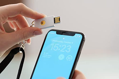 Identiv 16 GB USB Security Key USB-A